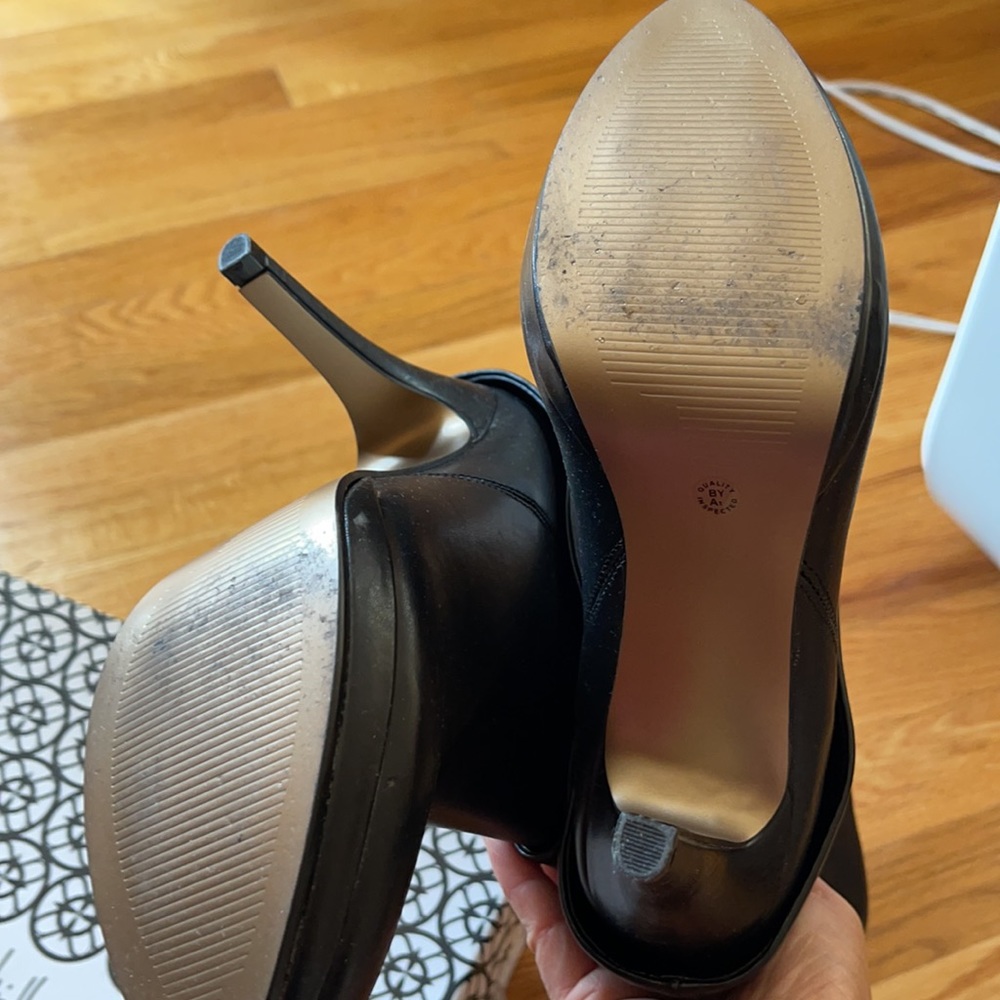 Boot - Picture 4 of 9